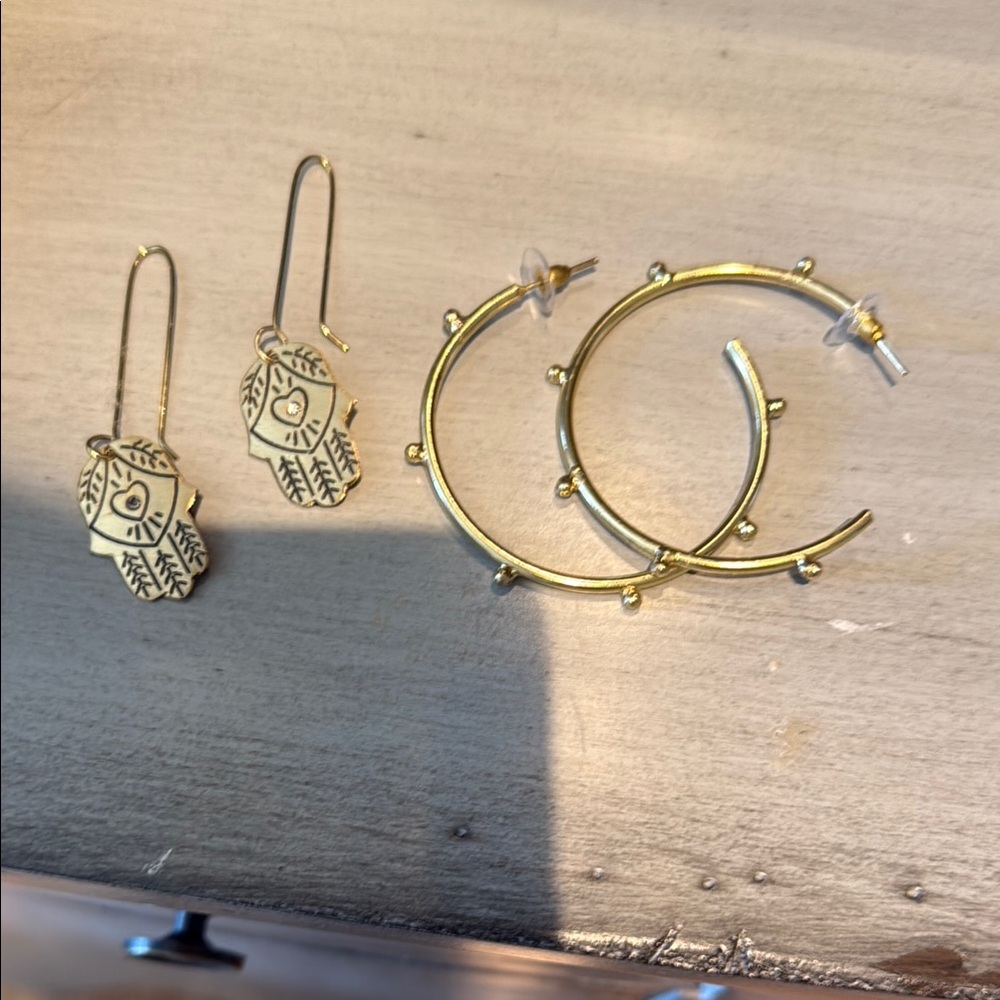 Gold Hamsa and Hoop Earrings Set